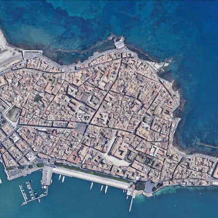 Tempio Di Apollo - Ortigia Con Veranda Privata