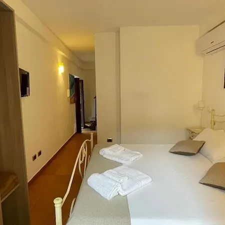 Tempio Di Apollo - Ortigia Con Veranda Privata Apartment