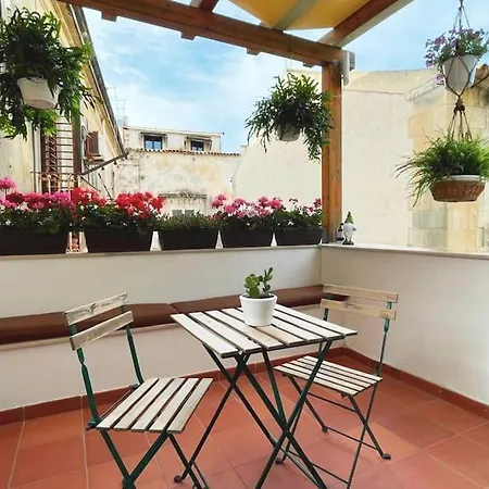 Tempio Di Apollo - Ortigia Con Veranda Privata Apartment